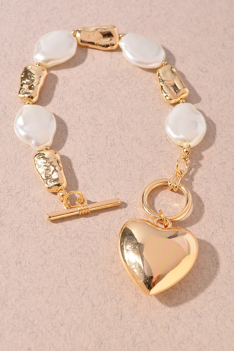 Heart Pendant Pearl & Gold Link Bracelet