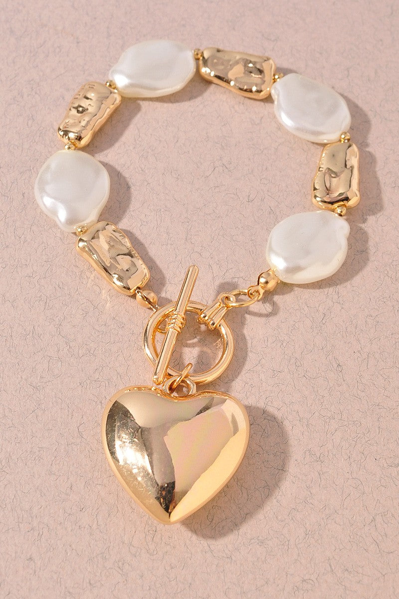 Heart Pendant Pearl & Gold Link Bracelet