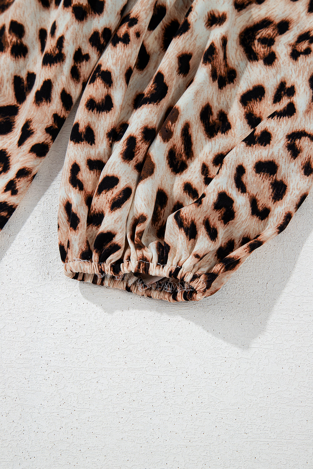 Cheetah Color Block V Neck Balloon Sleeve Babydoll Blouse | S-XL