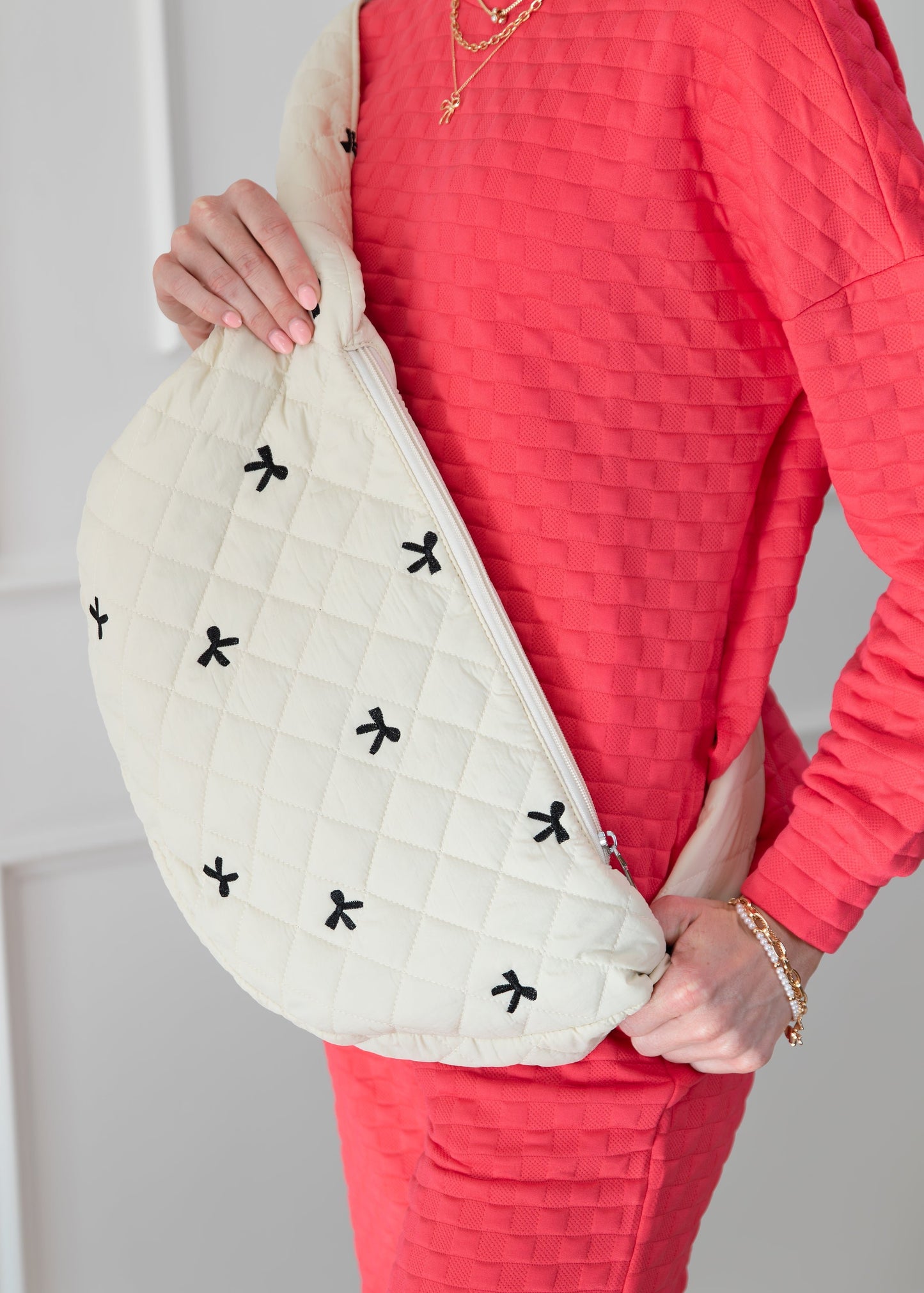 Puffy Quilted Bow Cotton Shoulder Bag