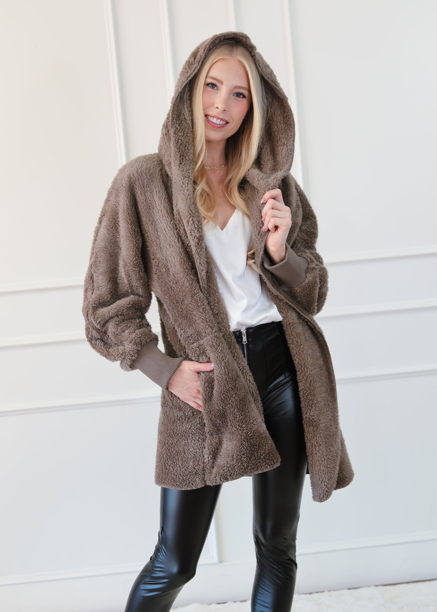 Dream Soft Hooded & Pocketed Jacket