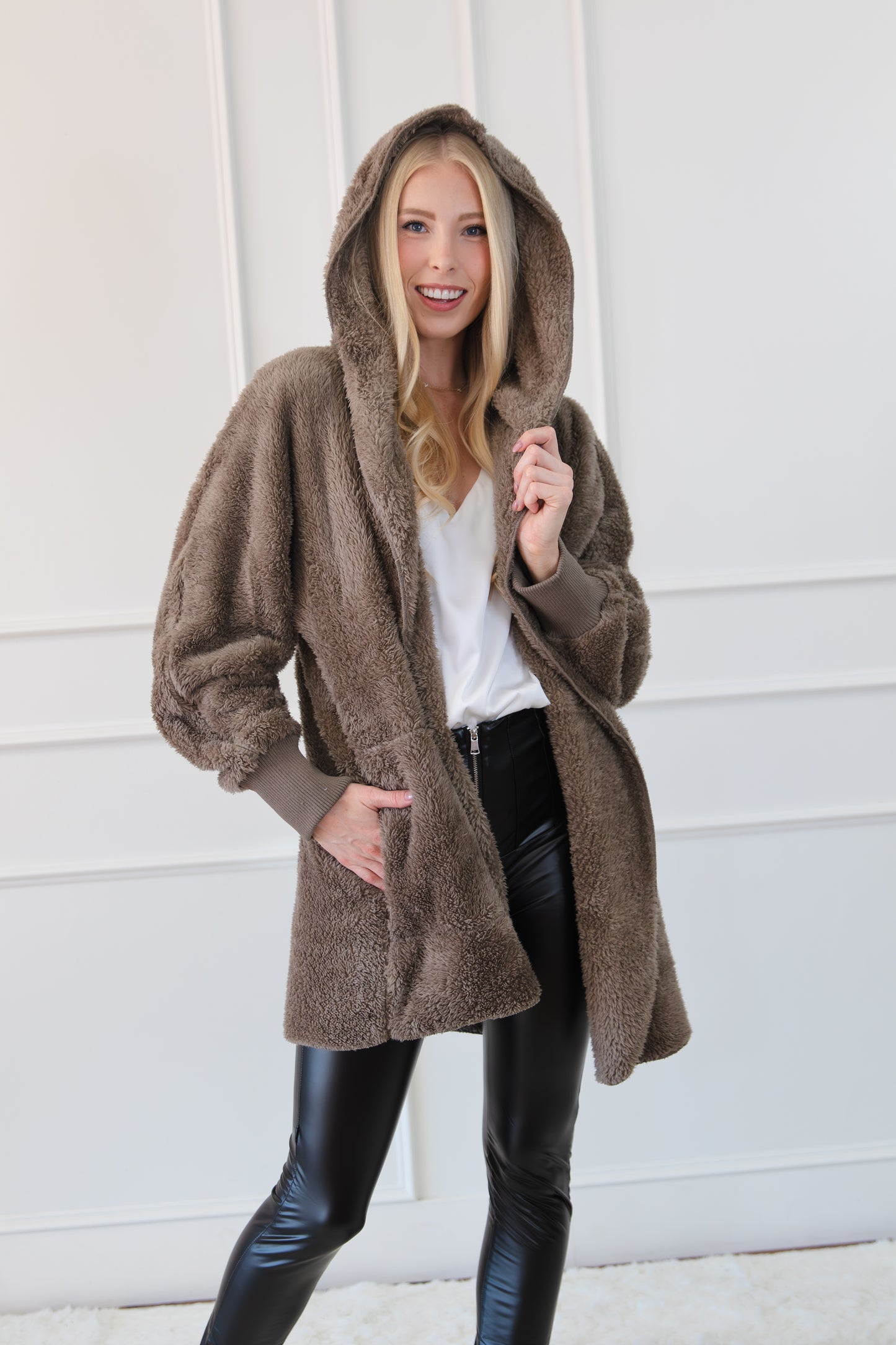 Dream Soft Hooded & Pocketed Jacket