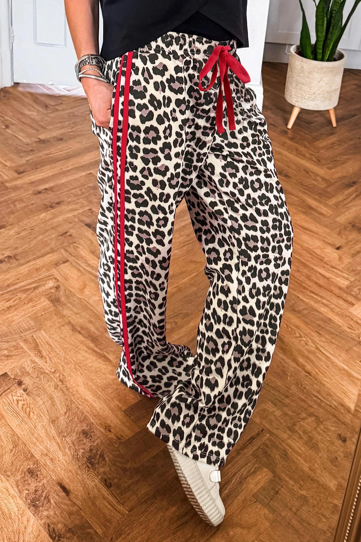 Leopard Luxe Contrast Trim Pants | S-XL