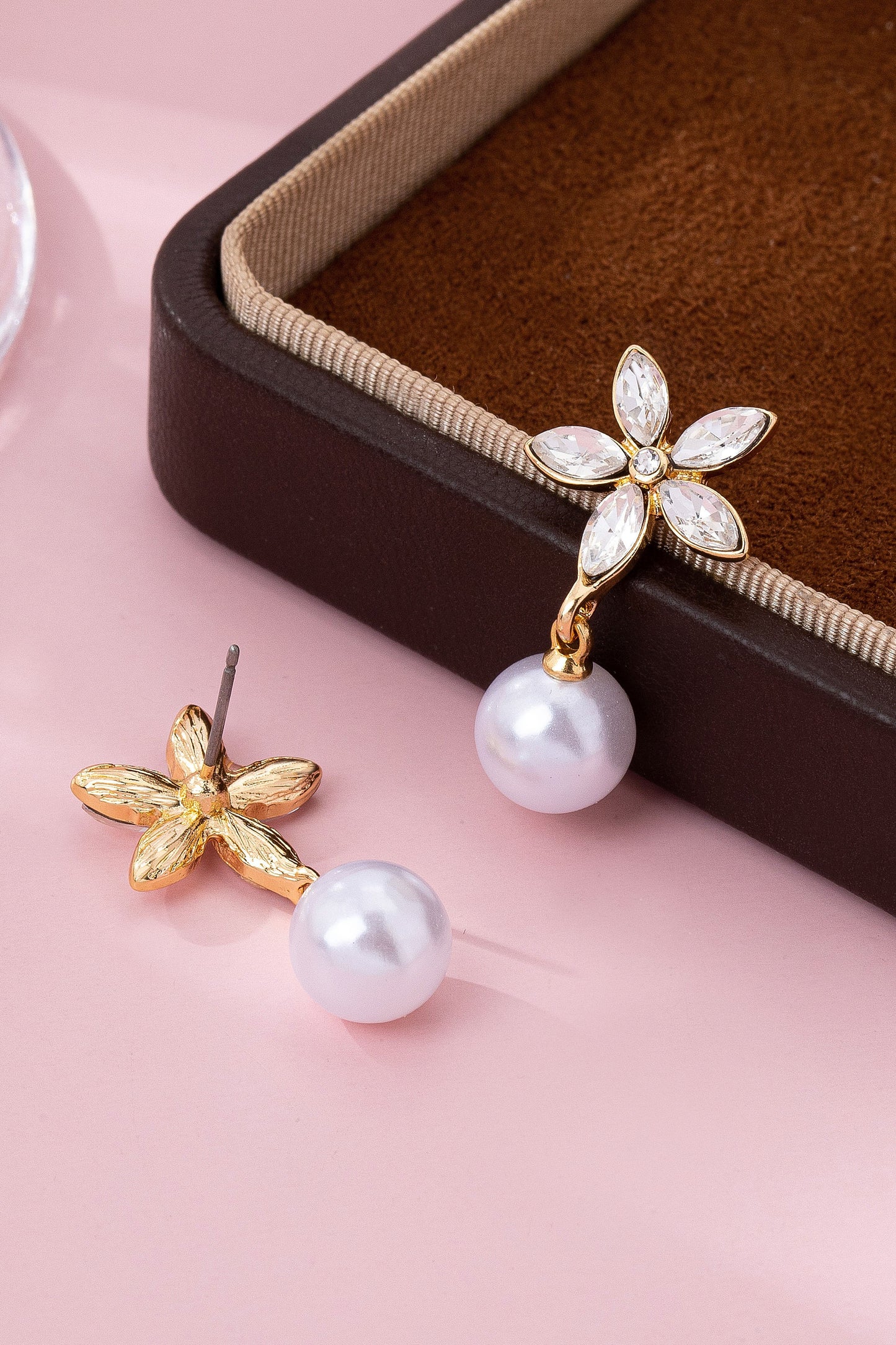Glass Crystal Star-flower & Round Pearl Earrings