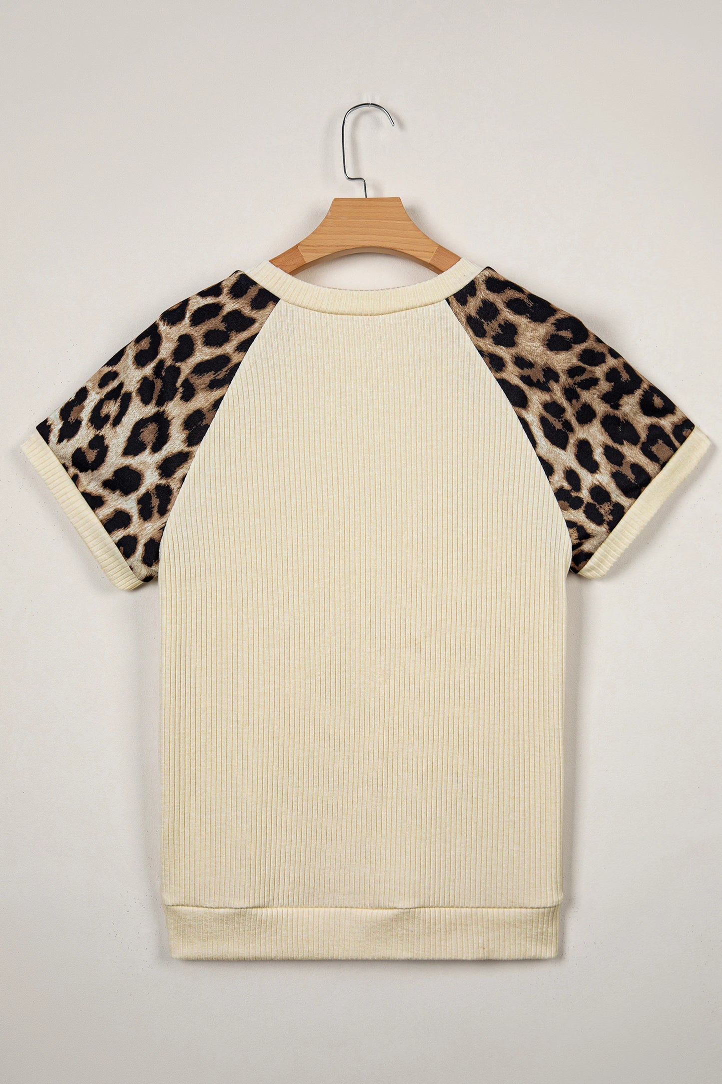Ribbed Chic Colorblock Leopard Sleeve Tee | S-XL