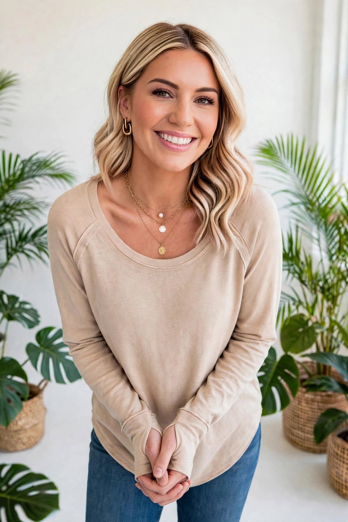 Cotton Raglan Sleeve Thumbhole Top