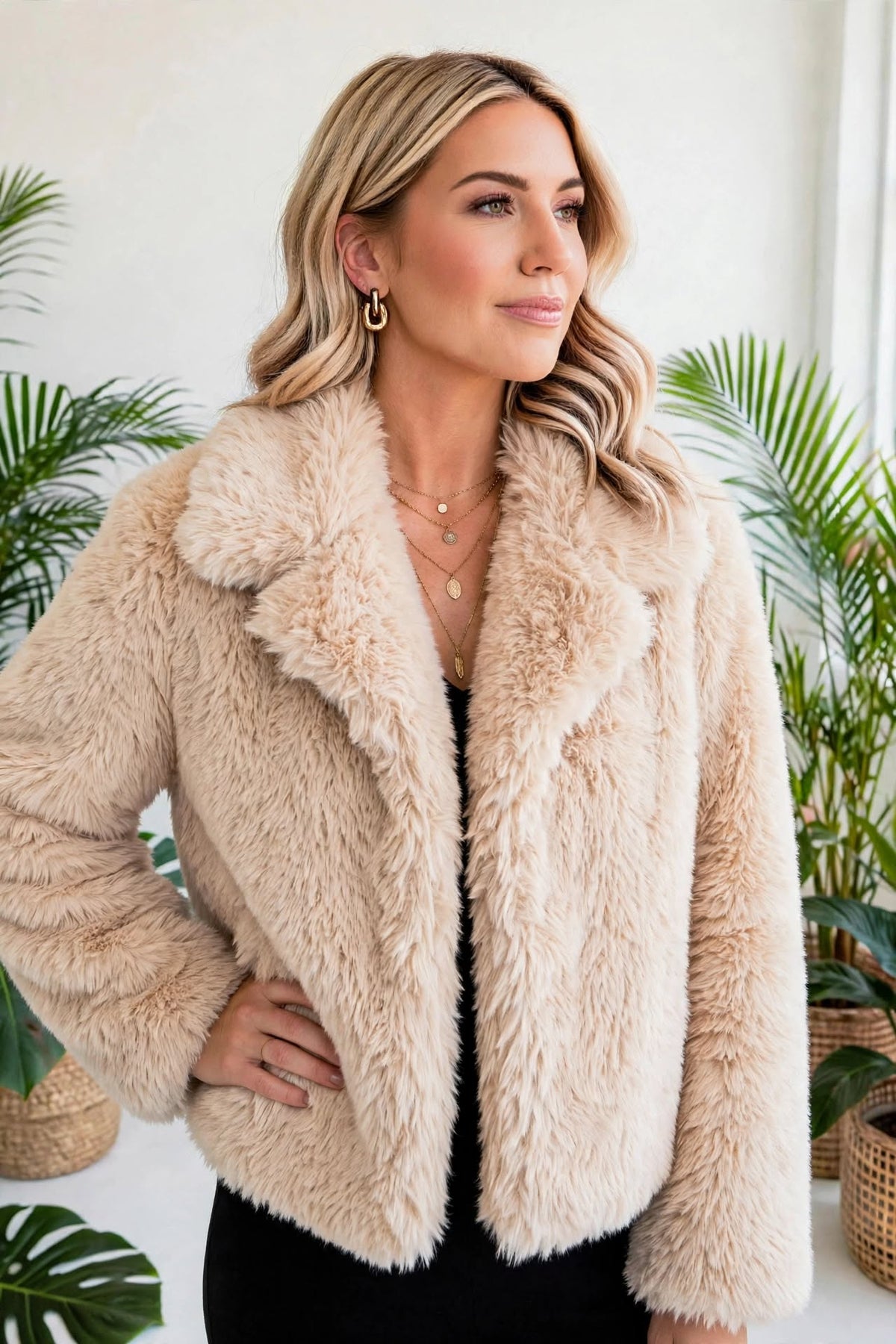 Luxe Faux Fur Coat With Pockets