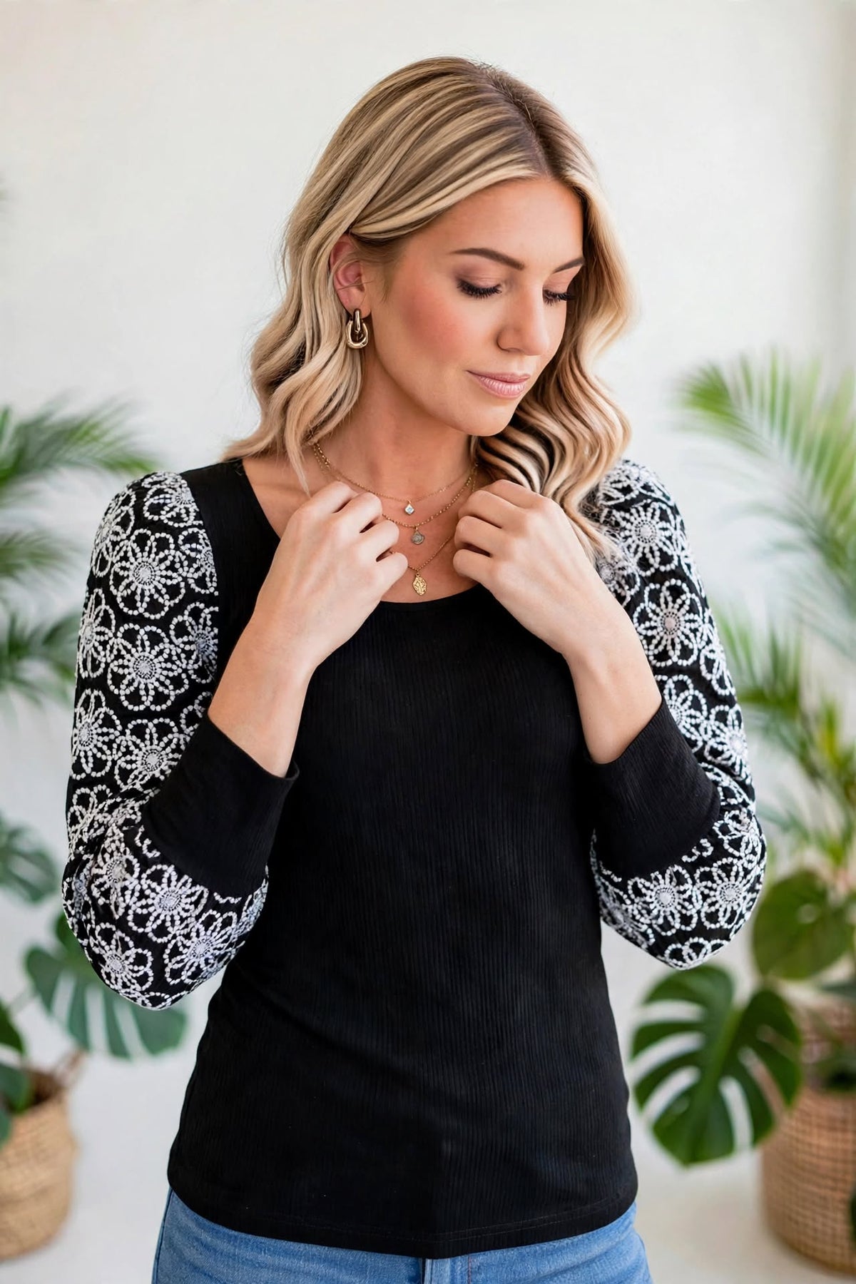 Flower Puff Sleeve Ribbed Knit Top