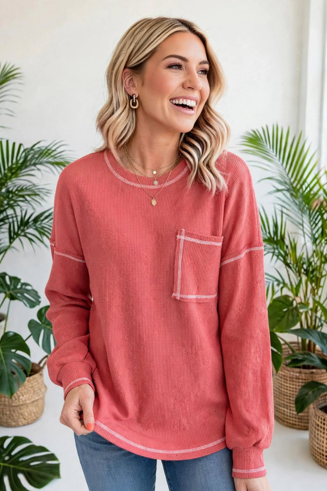 Contrast Stitching Trim Pullover