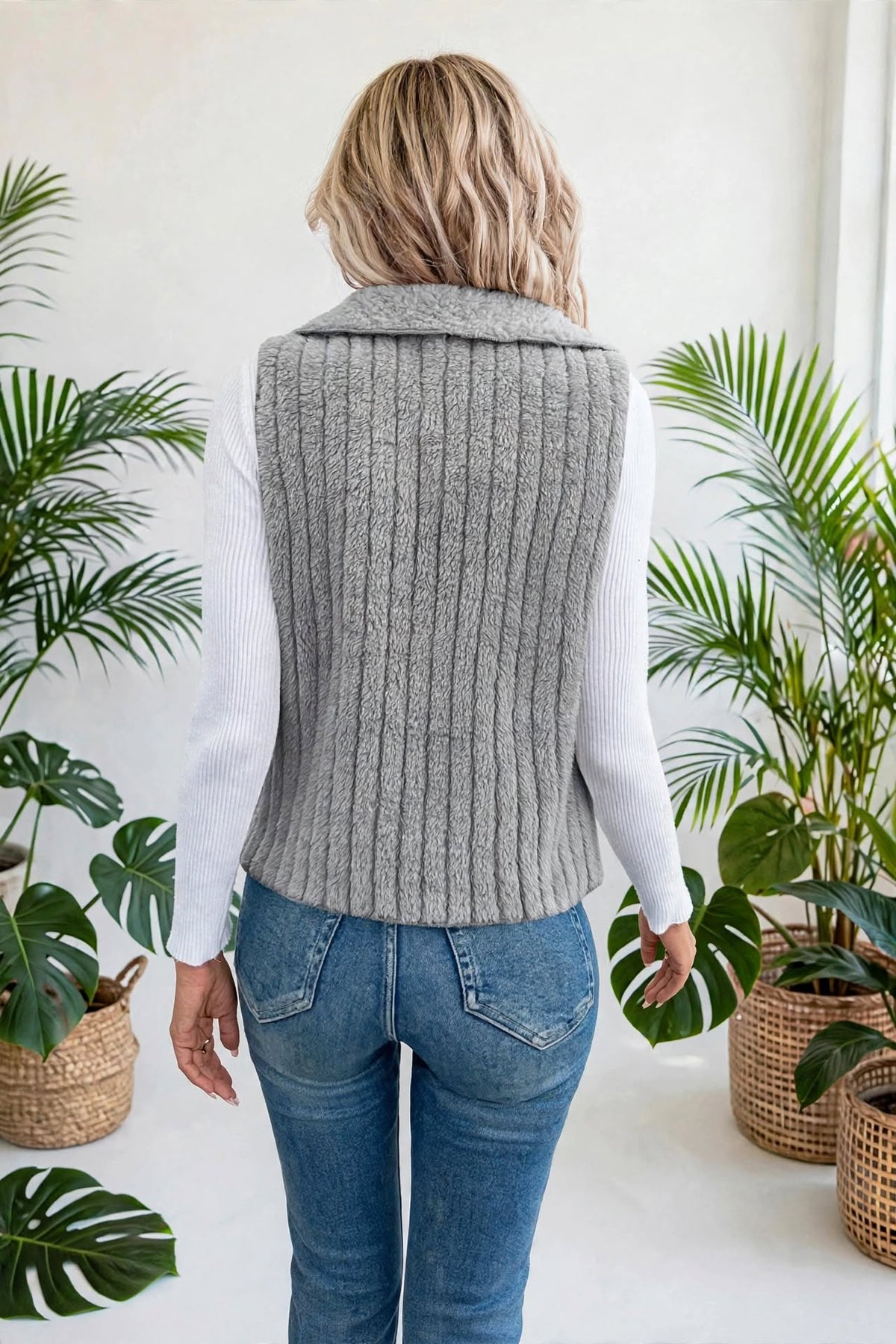 Collared Open-Front Teddy Vest | S-XL
