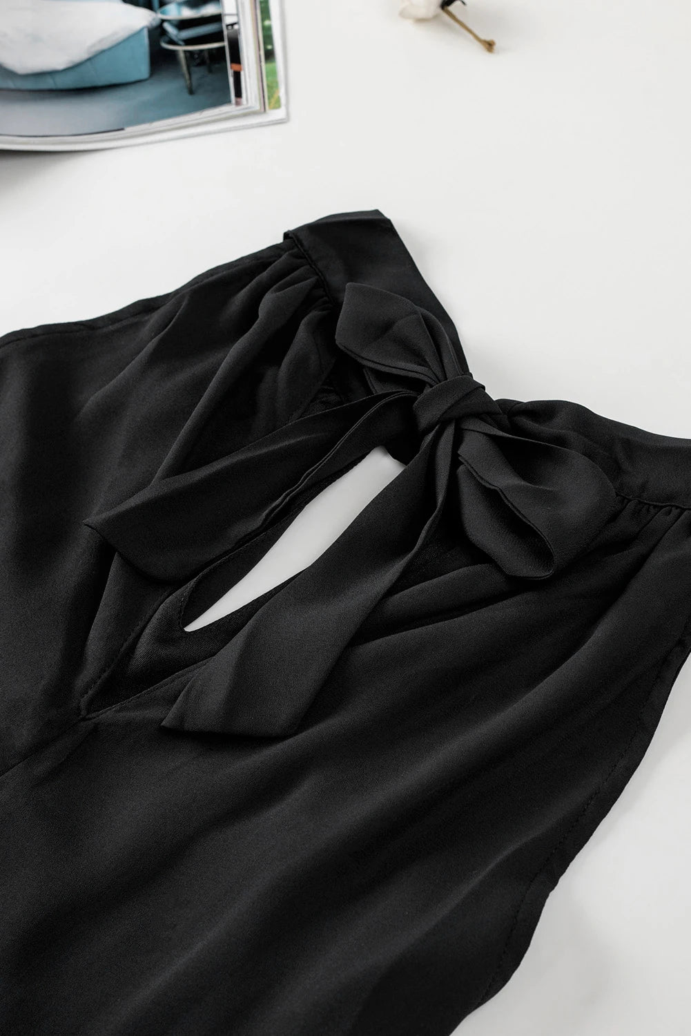 Keyhole Halter Neck Tank | S-XL