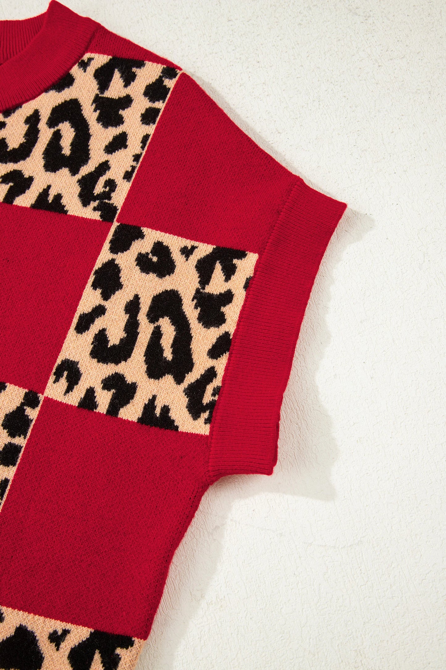 Checkerboard Short Sleeve Knit Sweater | S-XL