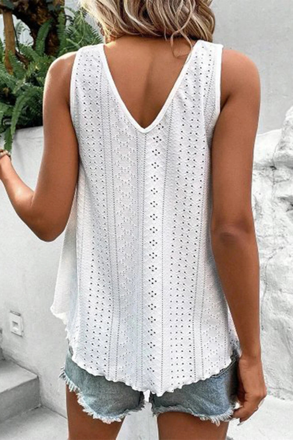 Crochet Lace V-Neck Relaxed Tank | S-XL
