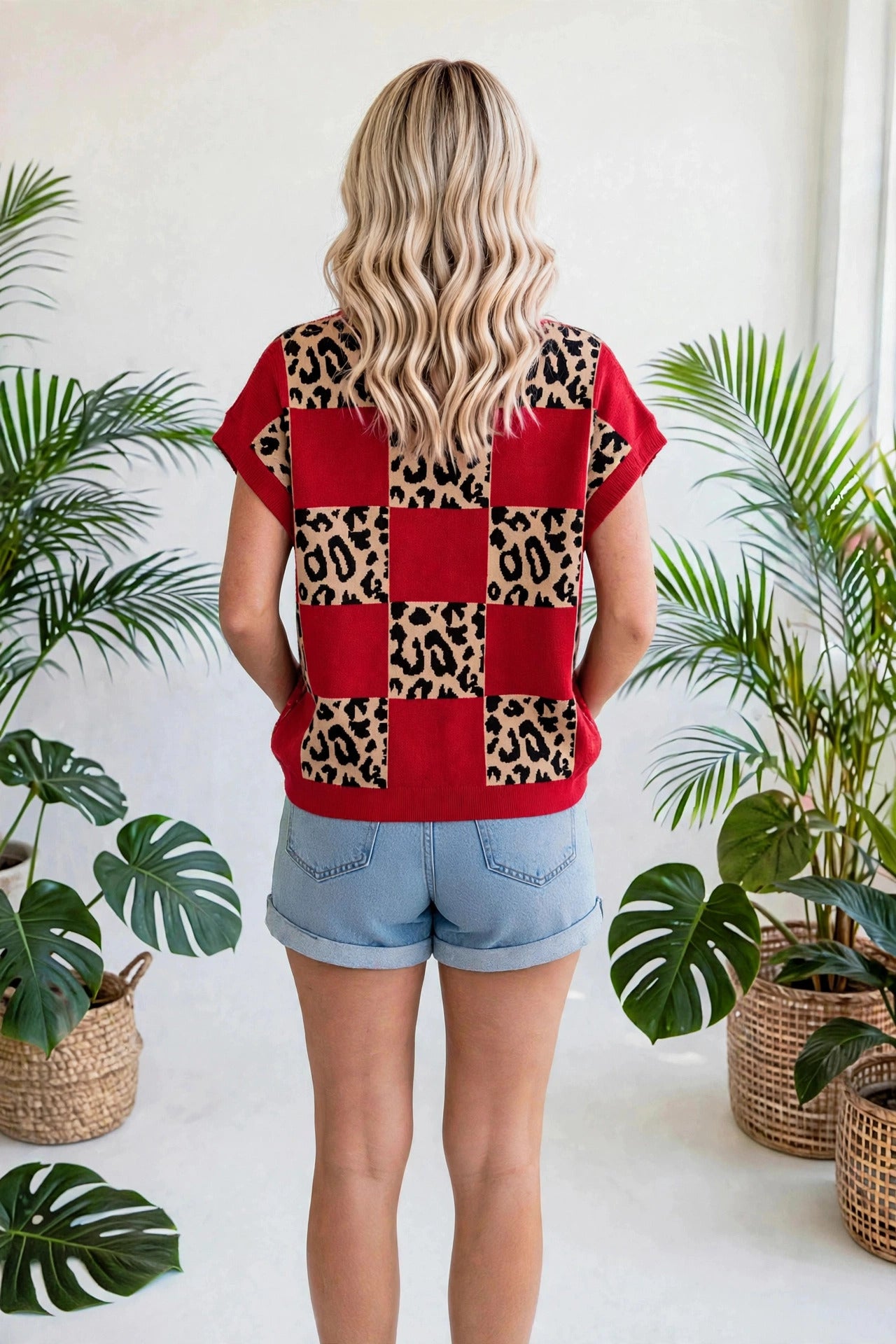 Checkerboard Short Sleeve Knit Sweater | S-XL